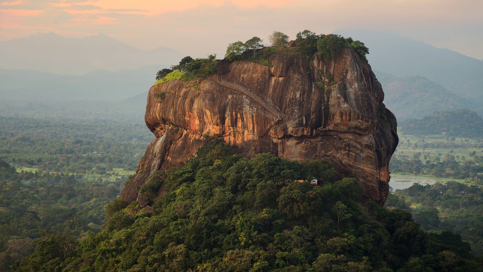 Top 10 Must-Visit Destinations in Sri Lanka for 2025