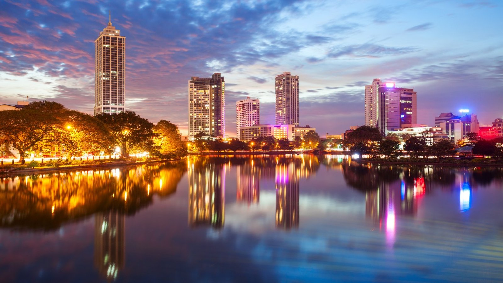 Getting Around Sri Lanka in 2026: Trains, Private Drivers, Buses & Best Travel Options